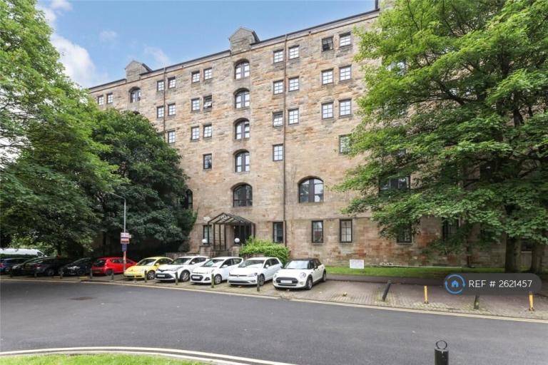2 bedroom flat in Bell Street, Glasgow, G4 (2 bed) (#2621457)