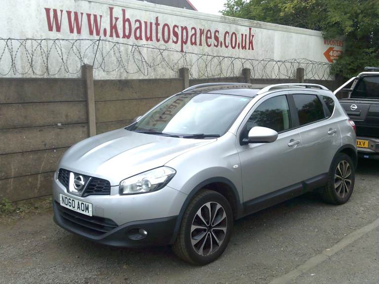 breaking for spares nissan qashqai 2010 1.6 p