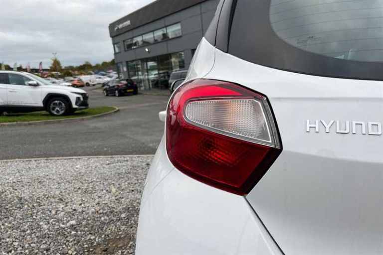 2025 Hyundai i10 1.0 [63] Advance 5dr Auto [Nav] HATCHBACK PETROL Automatic
