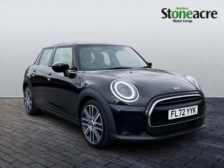 2022 MINI Hatch 1.5 Cooper Exclusive 5dr Auto HATCHBACK PETROL Automatic