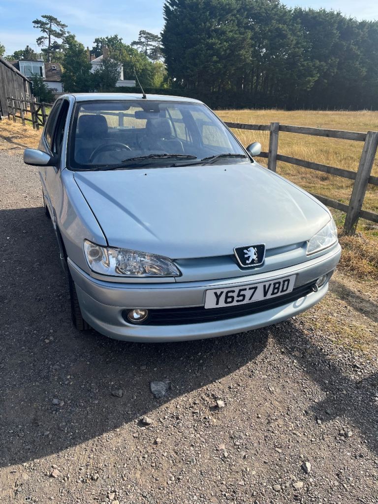 Peugeot 306 low mileage 2001 