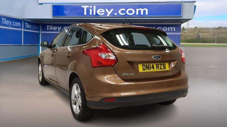 2014 Ford Focus 1.6 Zetec 5dr HATCHBACK PETROL Manual