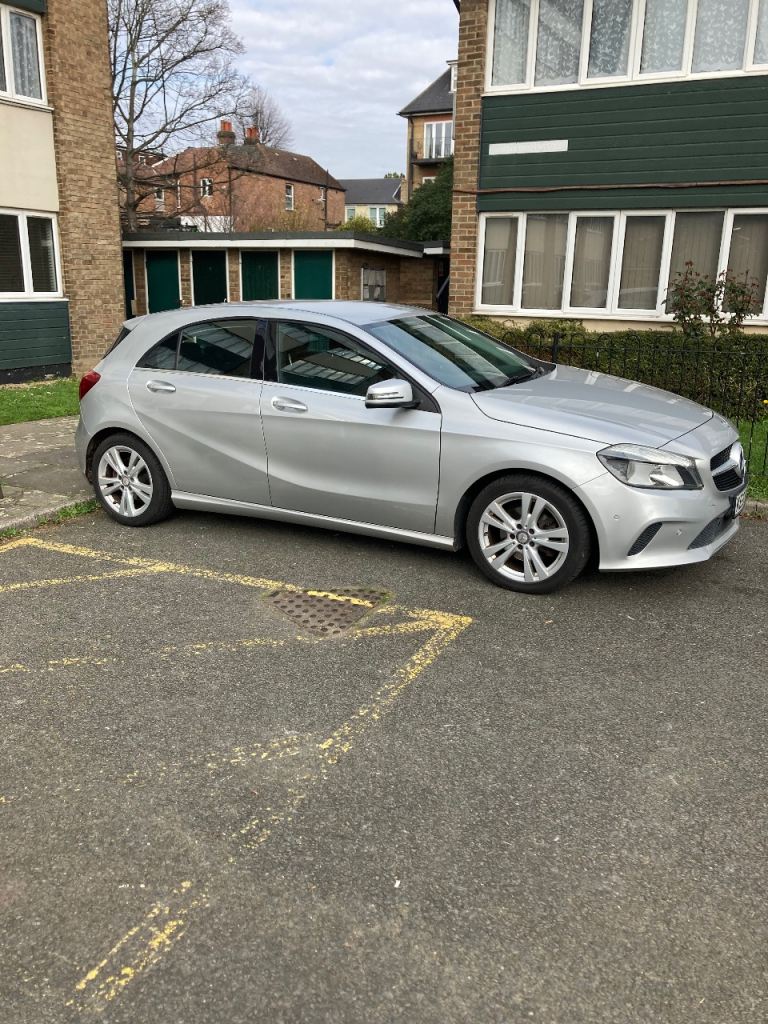 Mercedes-Benz, A CLASS, Hatchback, 2017, Manual, 1595 (cc), 5 doors