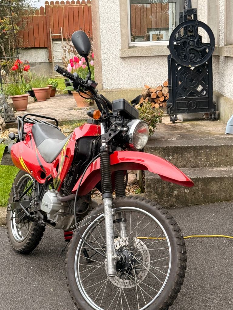 Urban DZ 125