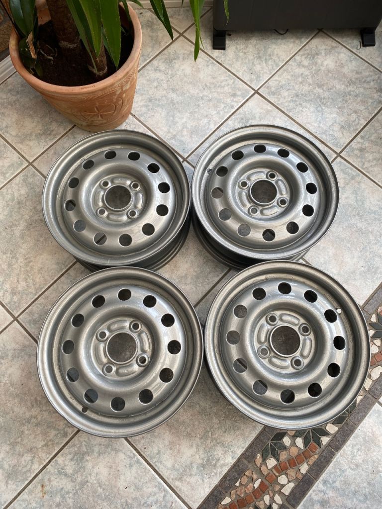 Ford Escort MK5/6 wheels