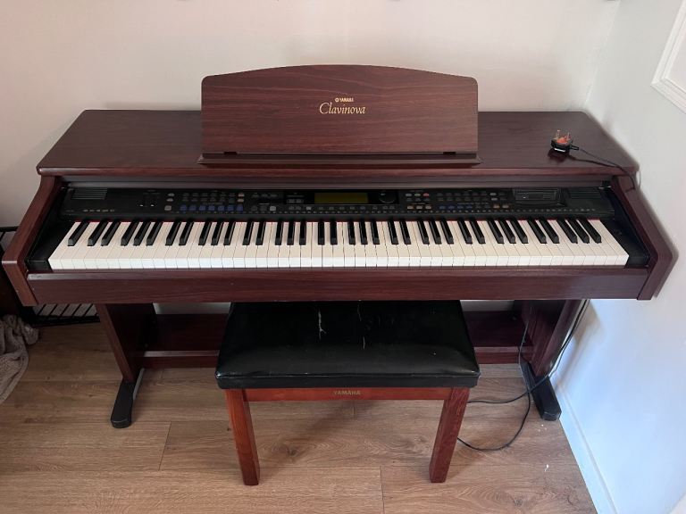 Yamaha Clavinova rosewood electric piano 
