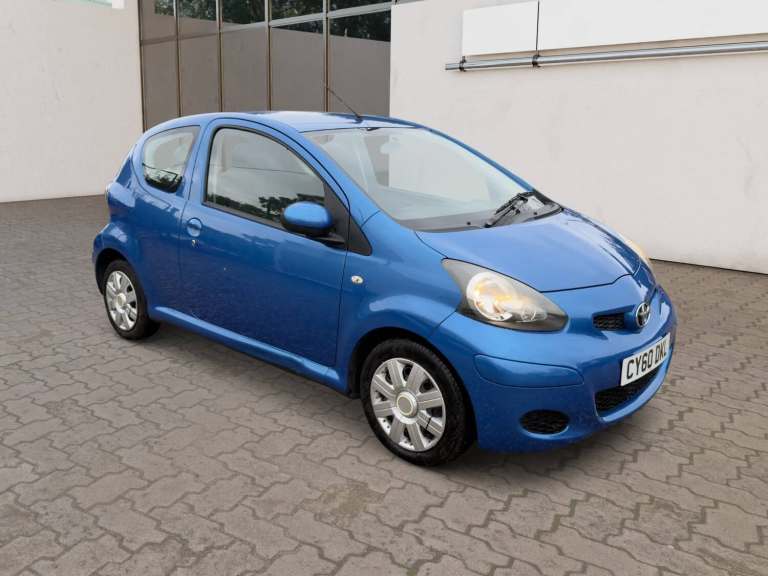 2010 Toyota AYGO 1.0 VVT-i Blue 3dr HATCHBACK Petrol Manual