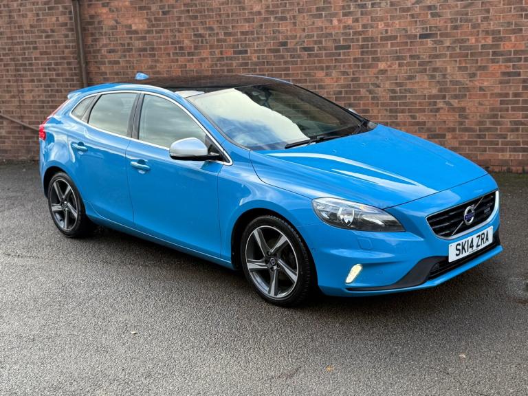 2014 Volvo V40 D2 R DESIGN 5dr HATCHBACK Diesel Manual