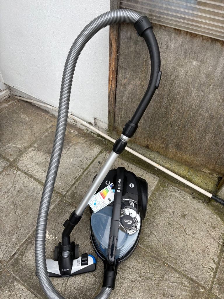 Phillips Bagless Vacuum Hoover