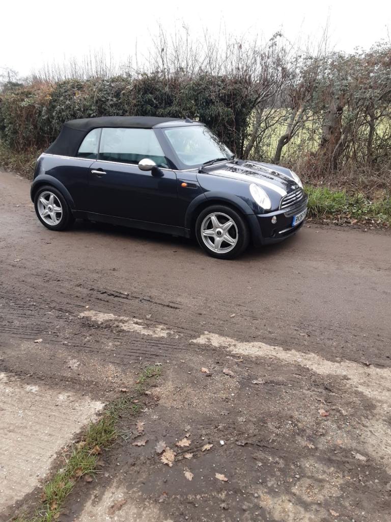 Mini Cooper Convertible SUPERB CONDITION, FULL HISTORY, LONG MOT, 2 KEYS! 