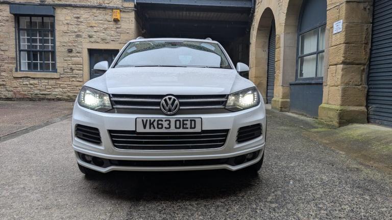 2013 Volkswagen Touareg 3.0 V6 TDI 245 R-Line 5dr Tip Auto ESTATE Diesel Automatic