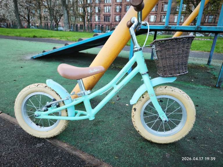 Pendleton Somerby Balance Bike - 12" Wheel