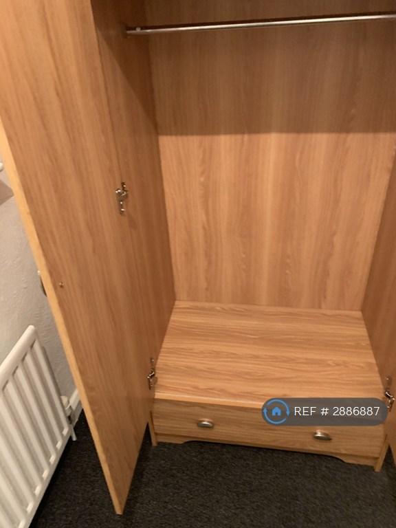 1 bedroom in Shamrock Road, Gravesend, DA12 (#2886887)