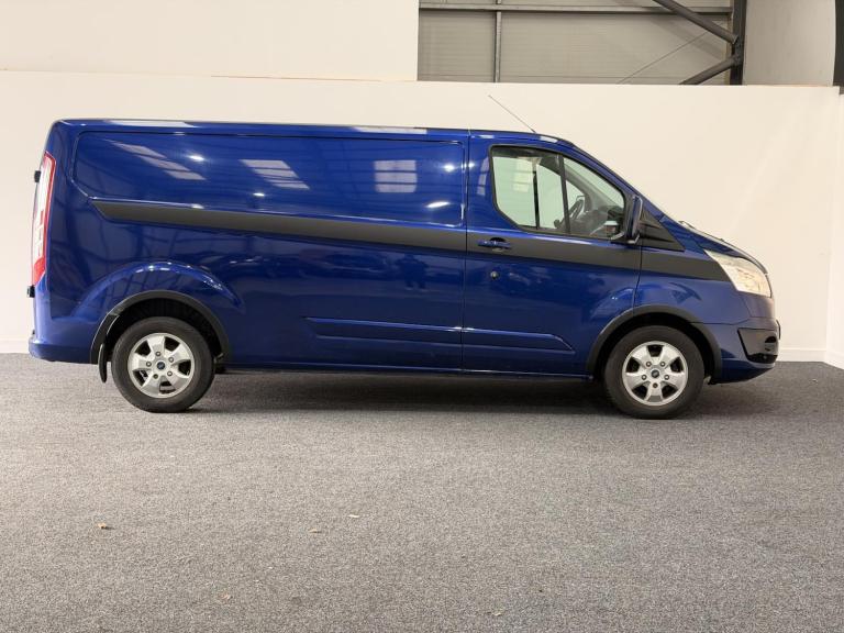 2016 Ford Transit Custom 2.0 TDCi 170ps Low Roof Limited Van PANEL VAN DIESEL Manual