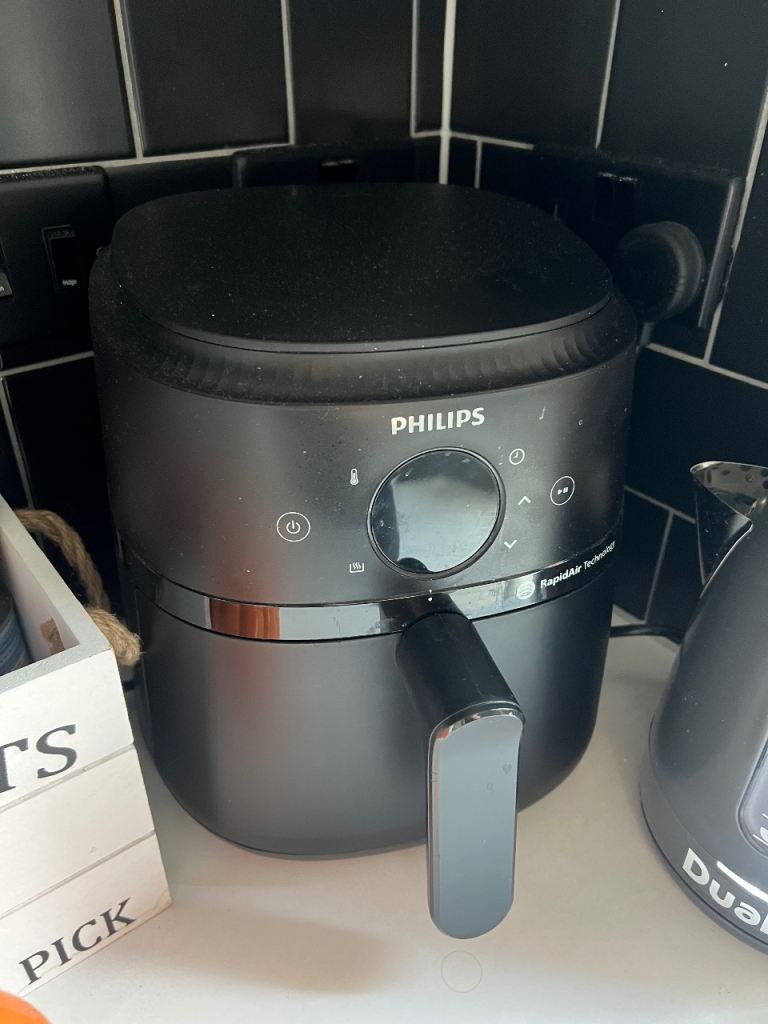 Philips Air Fryer - Black, Good Condition
