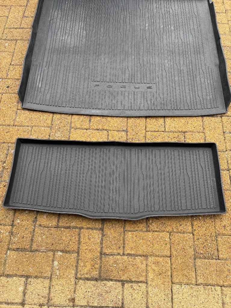 Ford Focus estate mk4 rubber boot liner