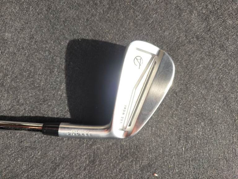 Takomo 4 iron 