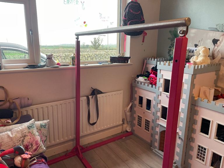 Sturdy gymnastics bar