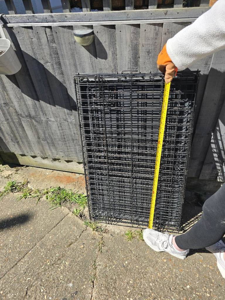 Dog crate