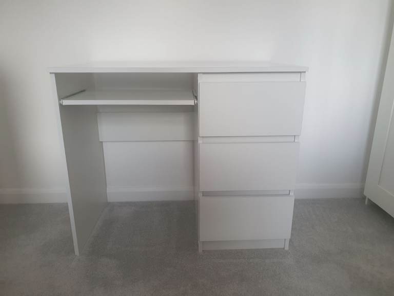 Home Office Desk with 3 drawers 