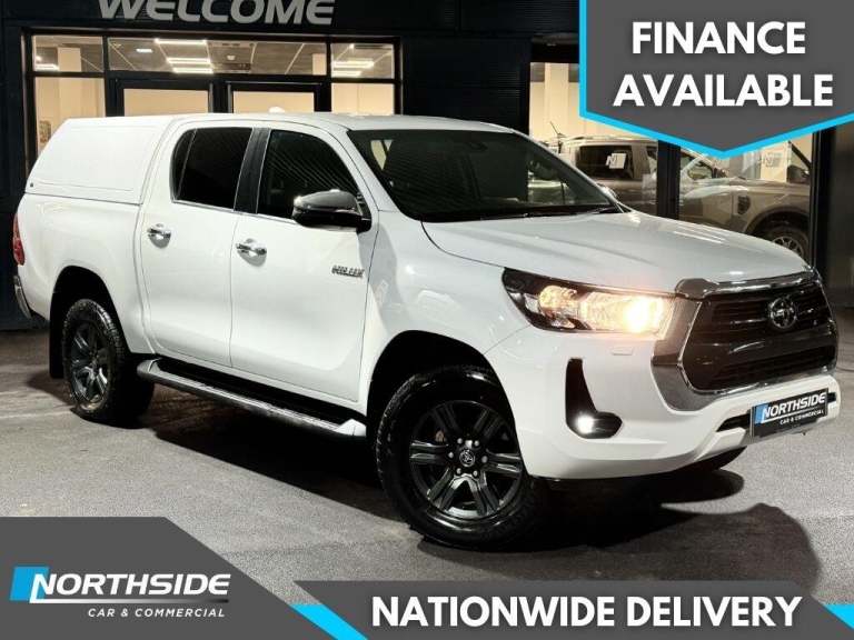 Toyota Hilux 2.4 D-4D Icon Auto 4WD Euro 6 (s/s) 4dr Diesel Automatic