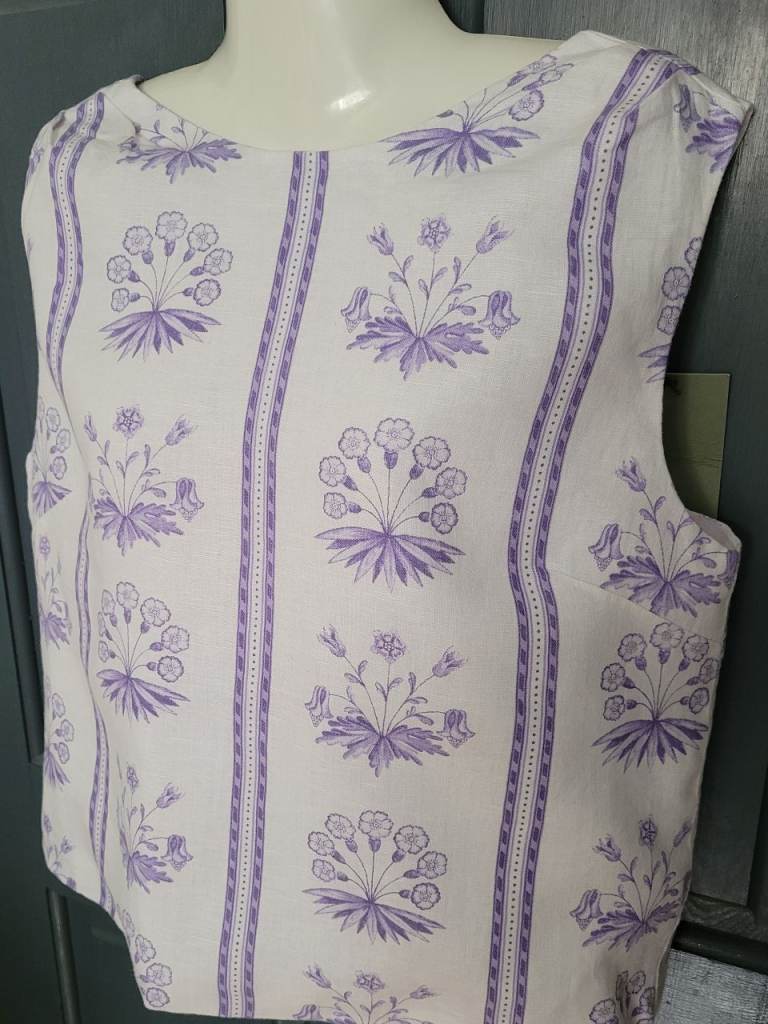 NEXT In Collaboration With Morris & Co Summer Linen Top With Open Back Size 14
