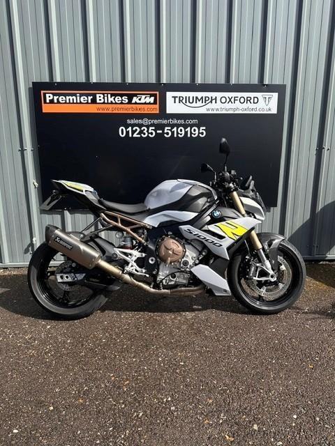 2021/71 BMW S1000R Sport, 8,000 Miles FSH Motorcycle  