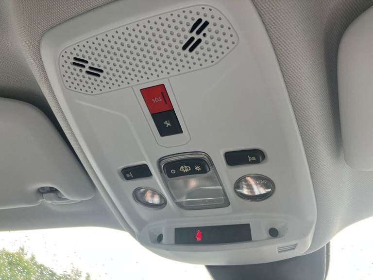 2022 Peugeot 2008 100kW Active Premium 50kWh 5dr Auto Estate ELECTRIC Automatic