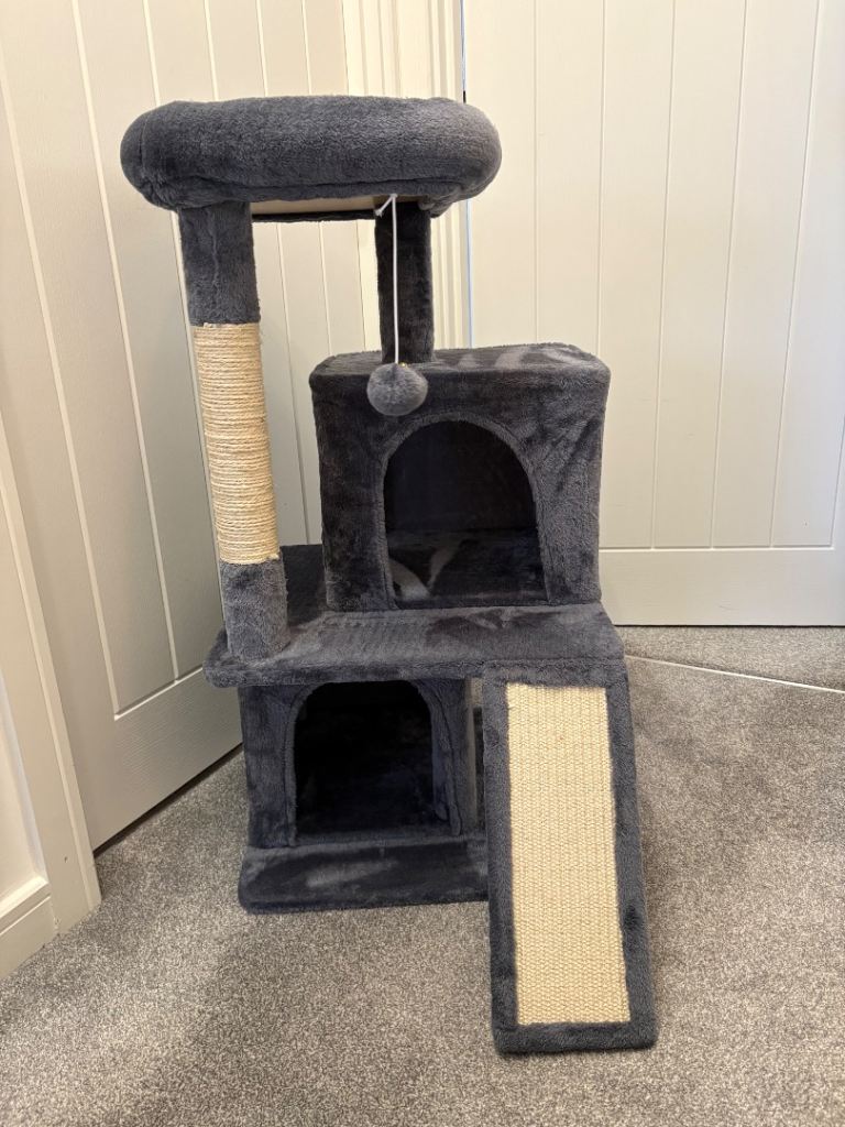 Cat tree