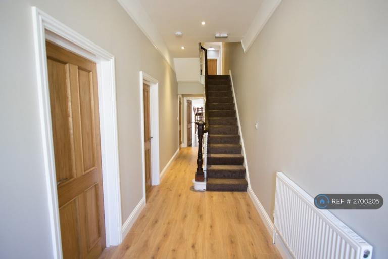 8 bedroom house in Carlton Road, Southampton, SO15 (8 bed) (#2700205)