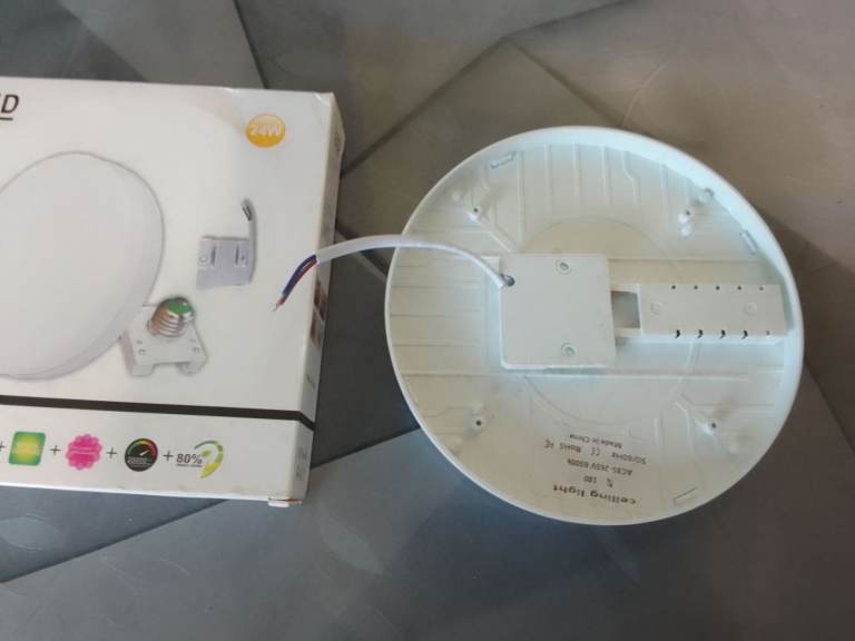 LED CEILING LIGHT BRAND NEW