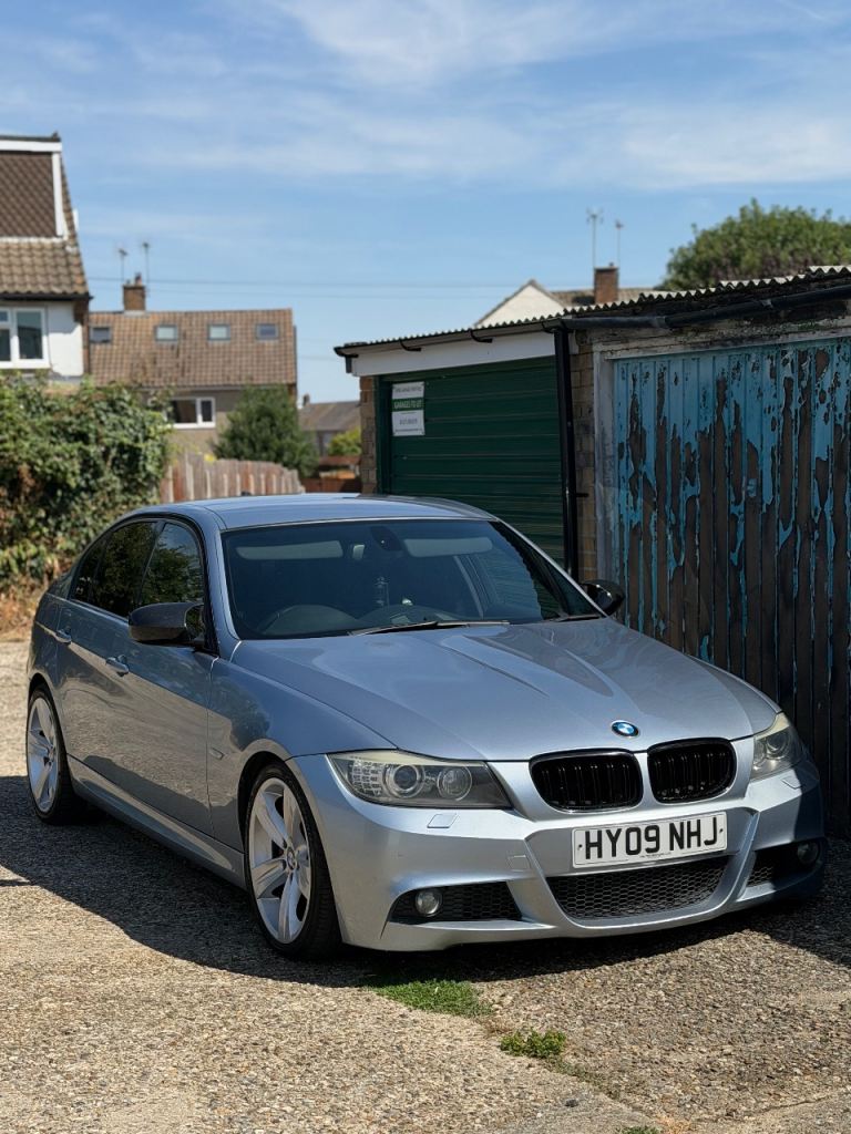 BMW, 3 SERIES, Saloon, 2009, Semi-Auto, 2993 (cc), 4 doors