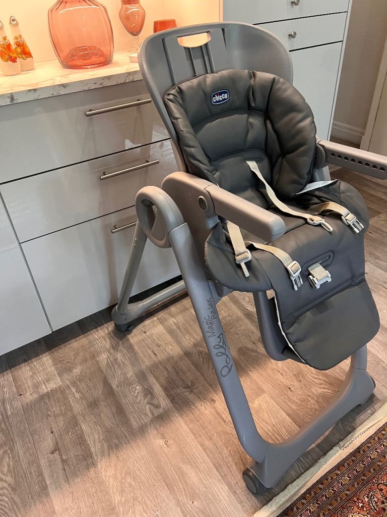 ✨ Chicco Polly Magic Relax Highchair – Grey ✨