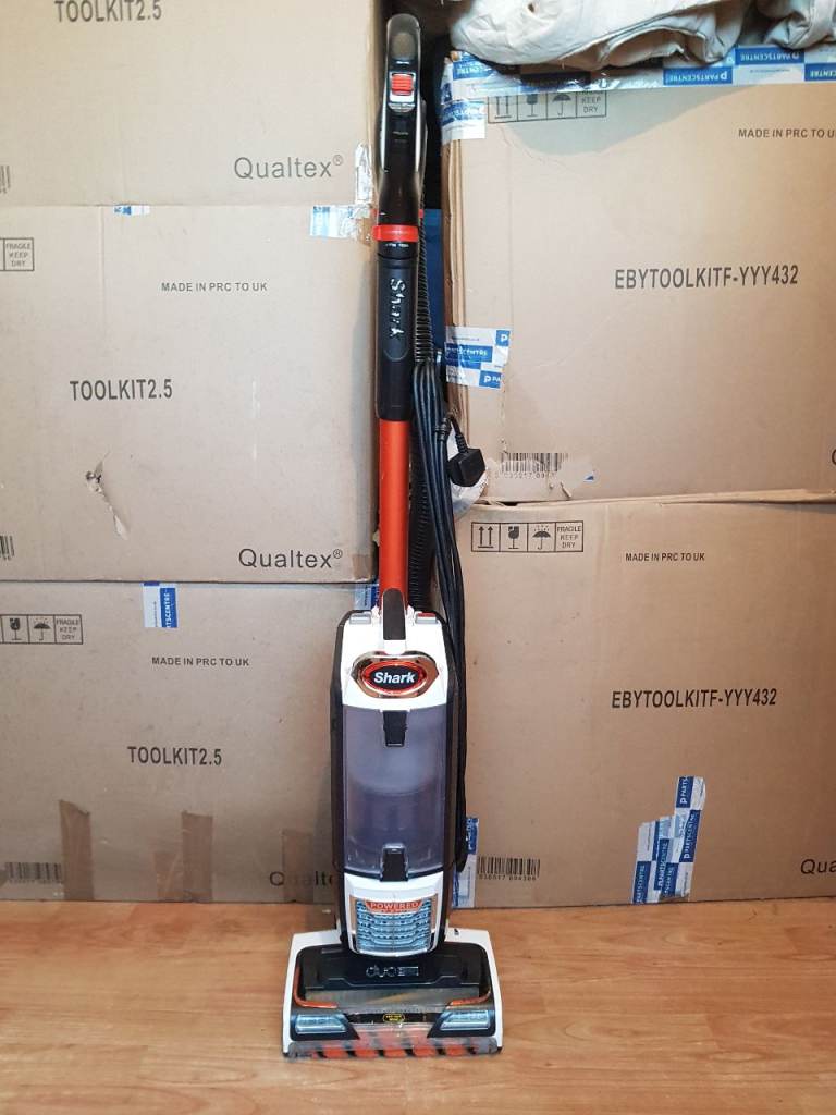 white shark nz801uk Anti Hair Wrap lift away vacuum cleaner filters washed and dried