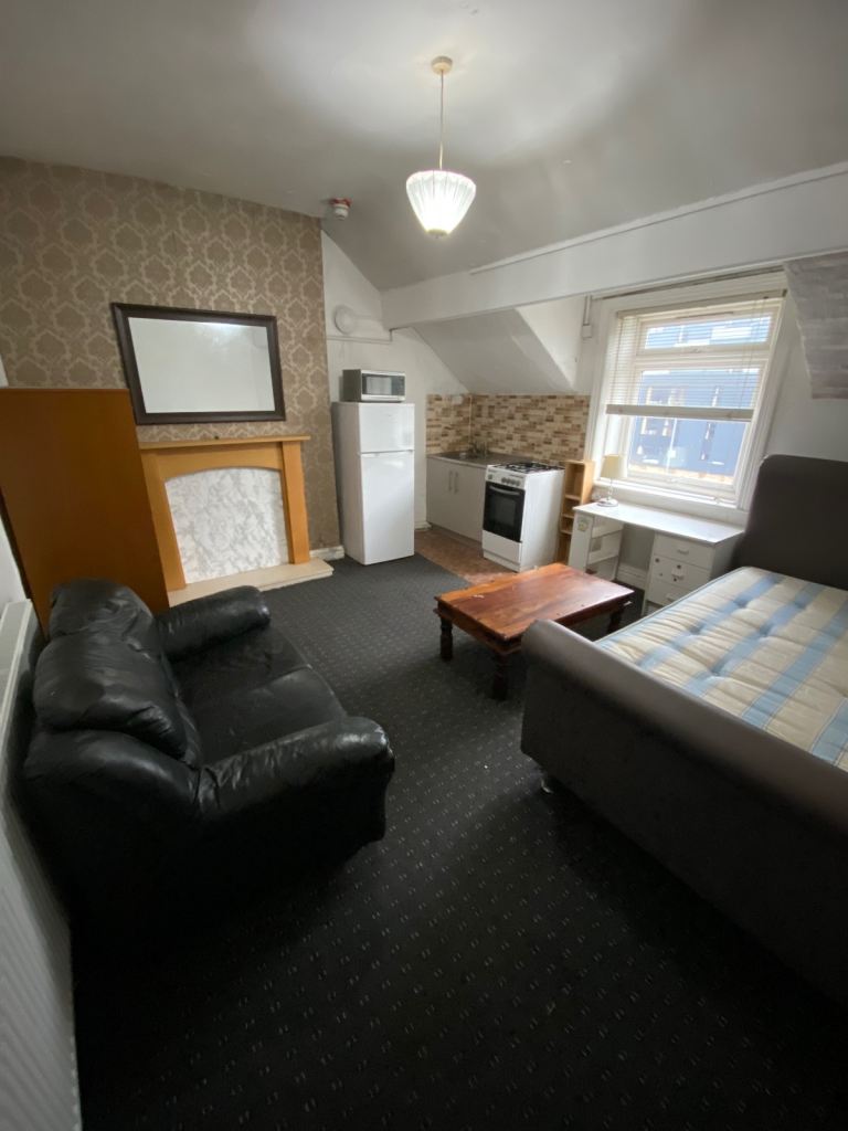 Room for rent 