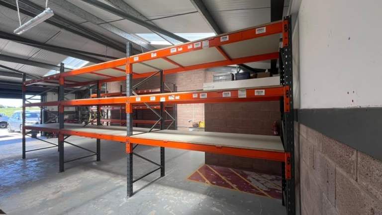 Used Shelving – Frames, Beams & Decking Available
