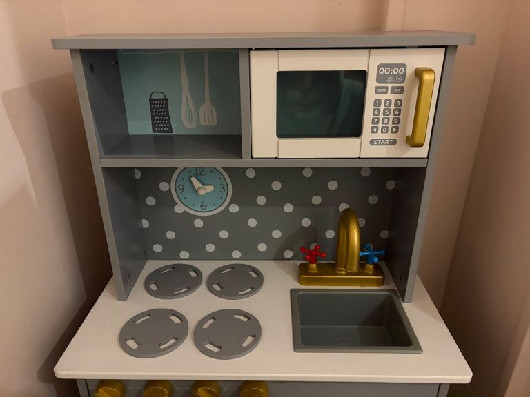 Kids wooden toy kitchen 