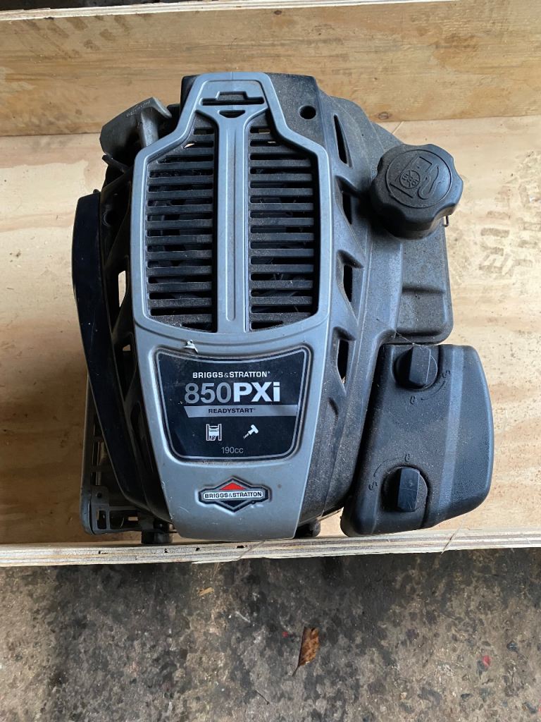 Briggs and Stratton engine 