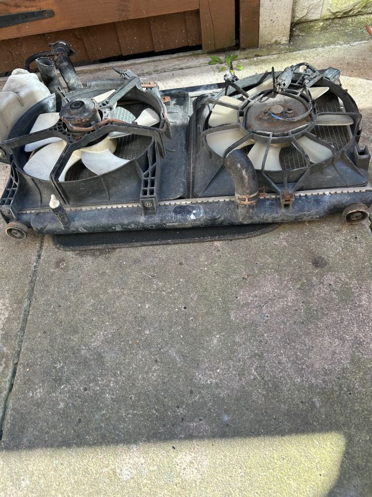 Honda jazz 2004/08 radiator coolant 