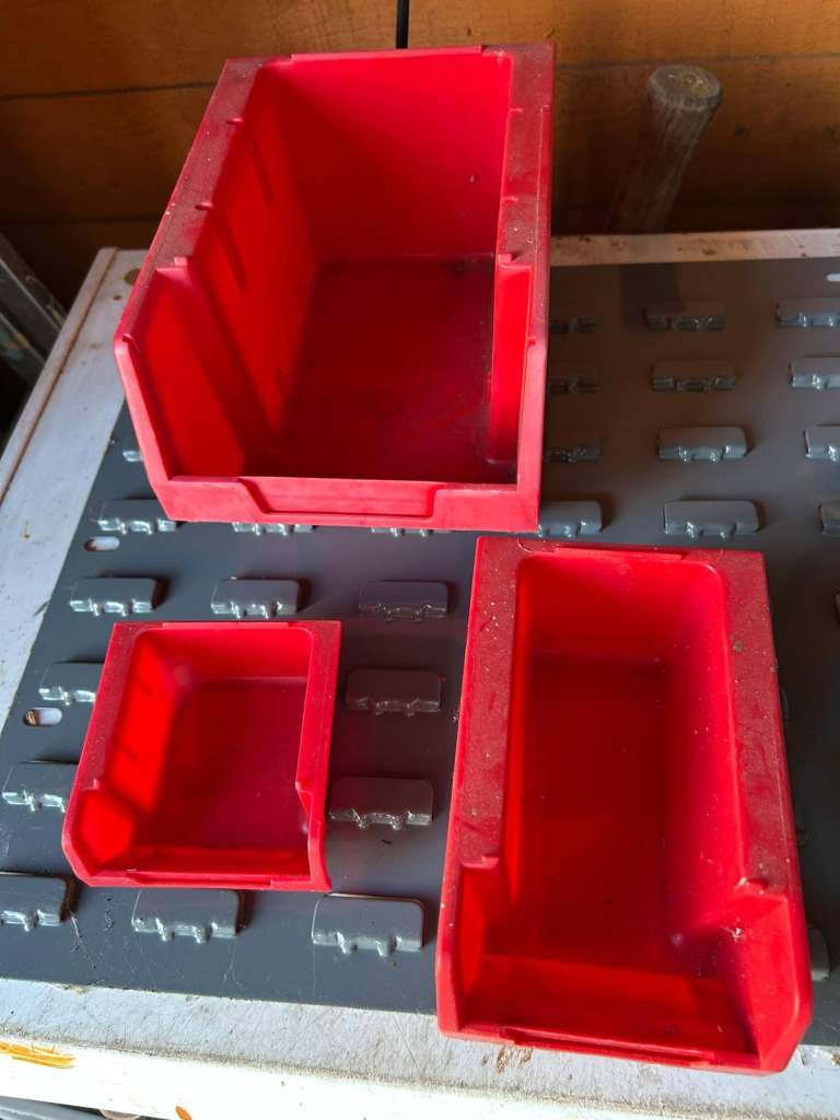 1 Metal Board and 17 containers