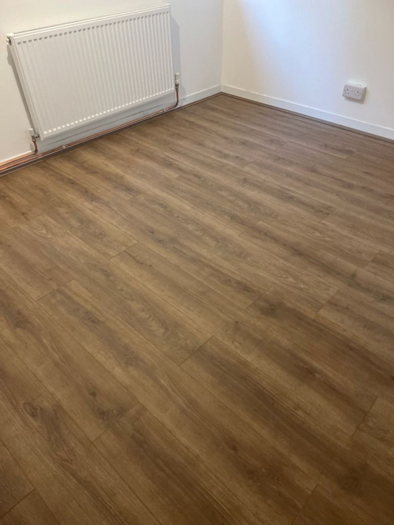 Affordable Laminate Flooring & Carpets | Expert Fitting