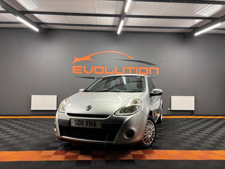 2011 Renault Clio 1.6 VVT Expression 5dr Auto [AC] HATCHBACK Petrol Automatic