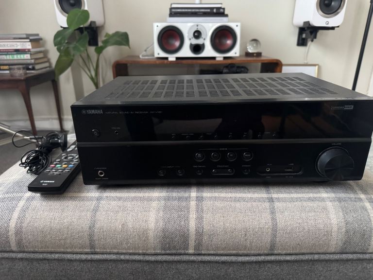 Yamaha Home Cinema Surround AV Receiver Amplifier RX-V381