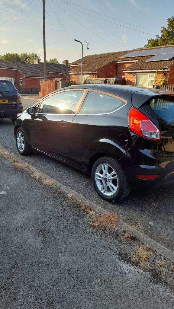 Ford, FIESTA, Hatchback, 2017, Manual, 1498 (cc), 3 doors