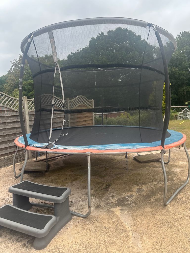 10ft trampoline 