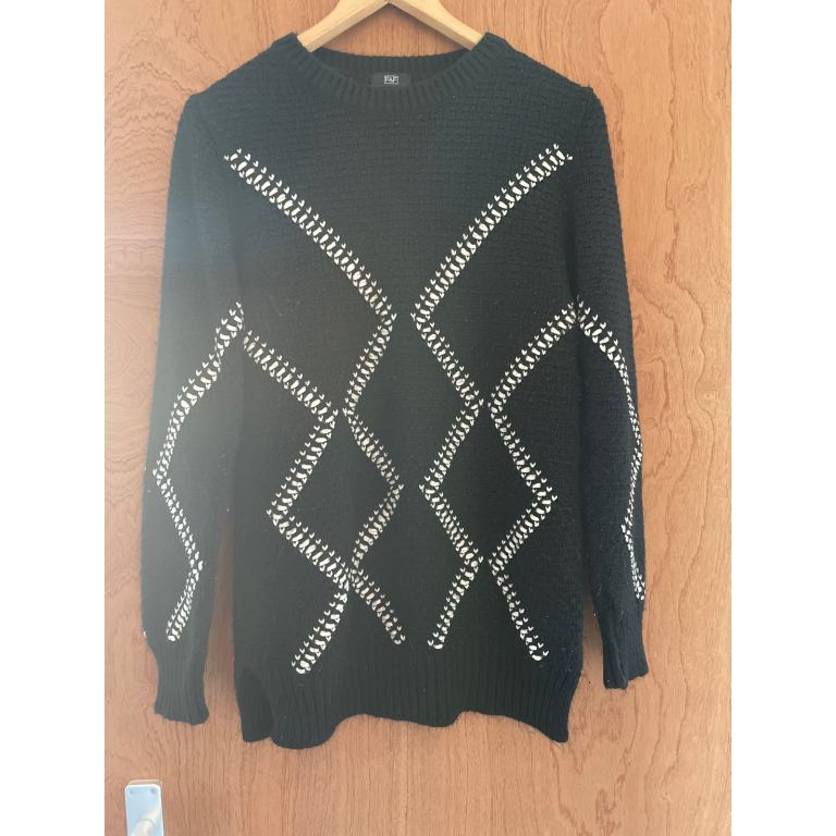 Ladies jumper size 16