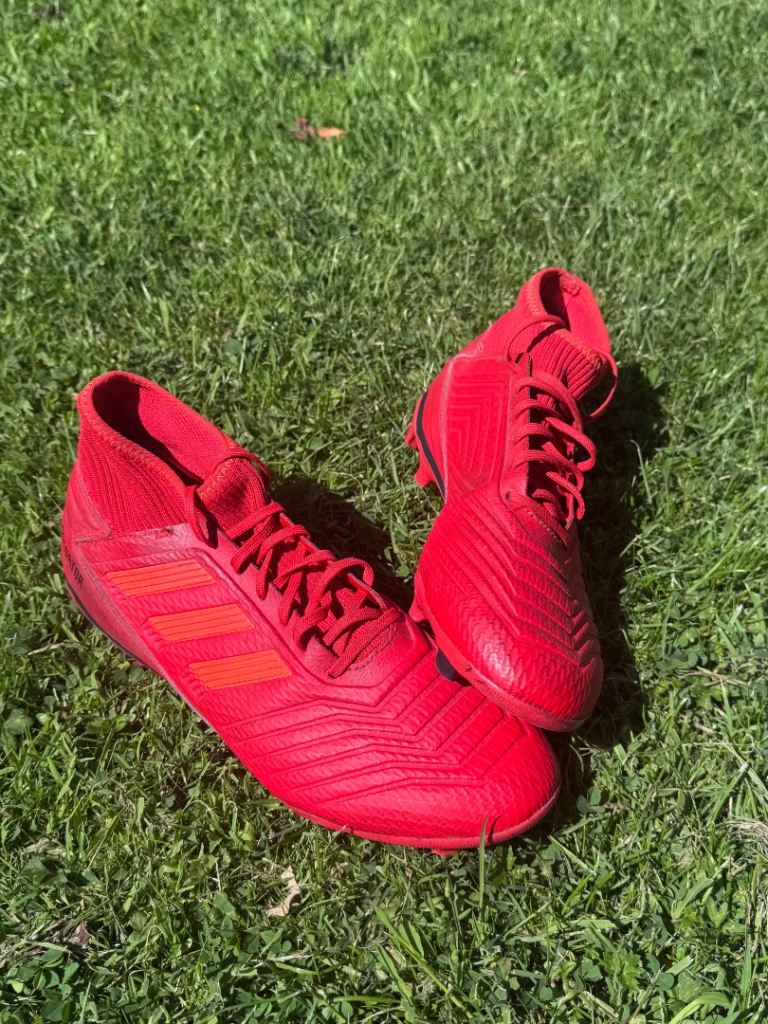 ADIDAS Predator football boots (red) 