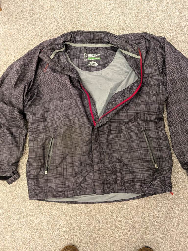 GOLF  WATERPROOF JACKET