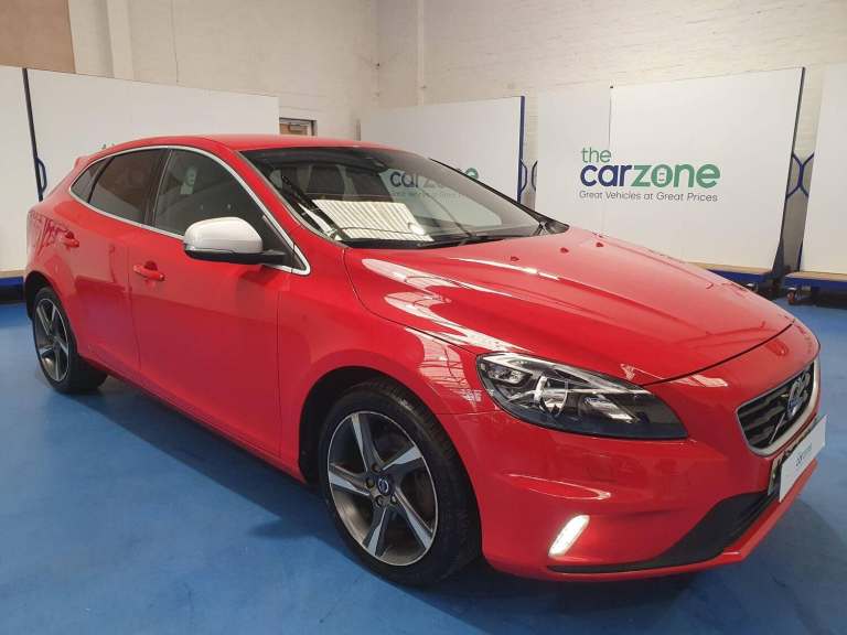 2015 Volvo V40 T3 [152] R DESIGN Nav 5dr HATCHBACK PETROL Manual
