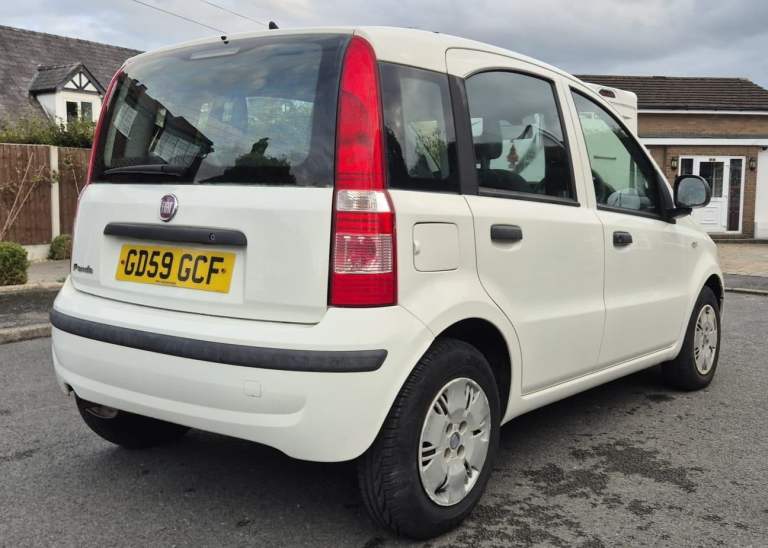 1 Previous owner. Very low mileage. £35 Car Tax. 2010 Fiat Panda Active Eco 1.1 Petrol Manual 5 dr